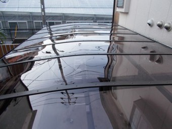 台風で壊れてしまったカーポートの取替工事 台風で壊れてしまったカーポートの取替工事